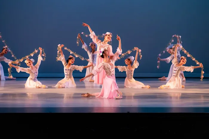 International City School of Ballet - ICSBallet Picture 5