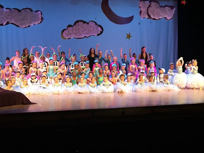 Be Dance with ms reggy Picture 8