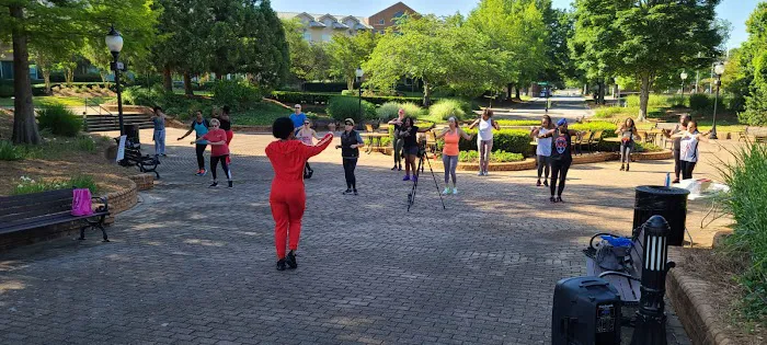 LL Dance and Fitness Picture 5