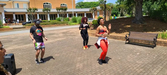 LL Dance and Fitness Picture 1