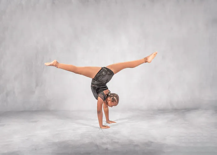 Extraordinary Productions Dance Company Picture 2