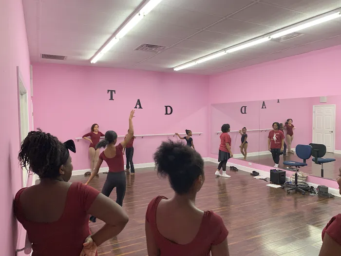Thomas Academy of Dance, INC Picture 3