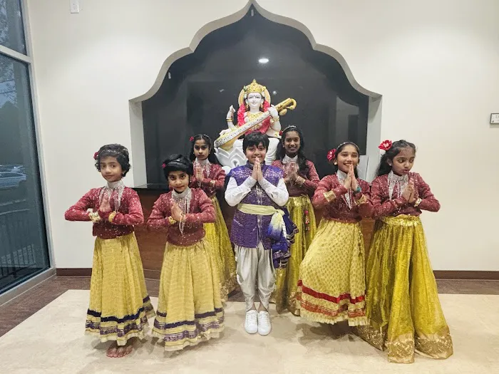 Nikita's Bollywood DANCE Academy Picture 8