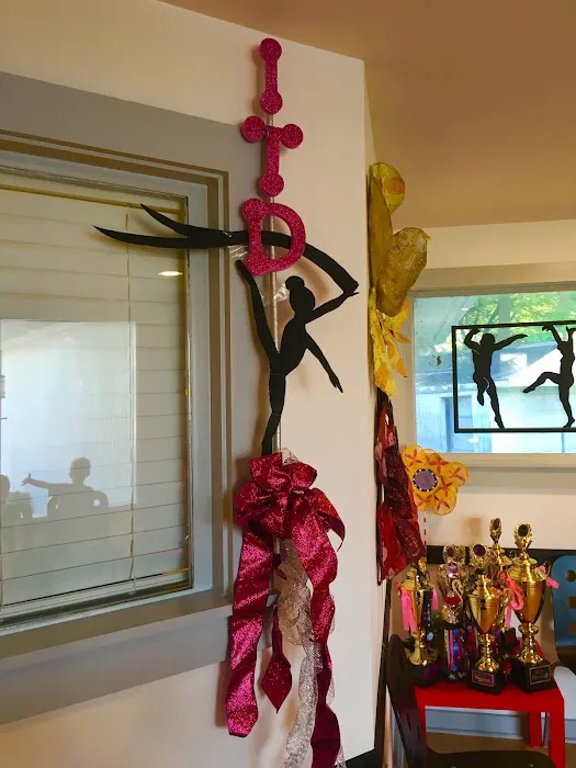 Invitation to Dance Picture 2