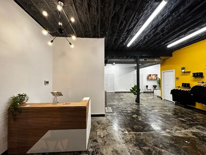Crestview Studios Picture 7