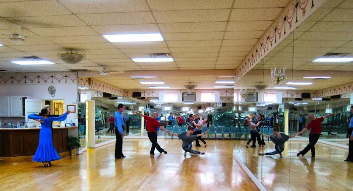 Ballroom East Picture 3