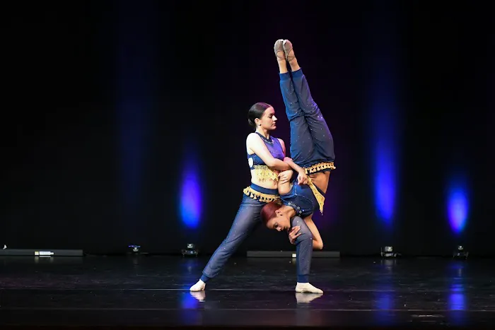 Dance 502 Picture 2