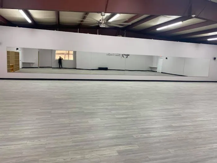 Dance Designs Dance Complex Picture 6