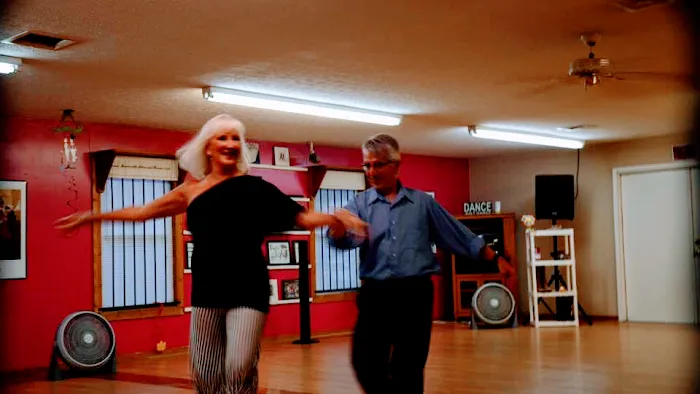 Dance with Steve and Donna Picture 8