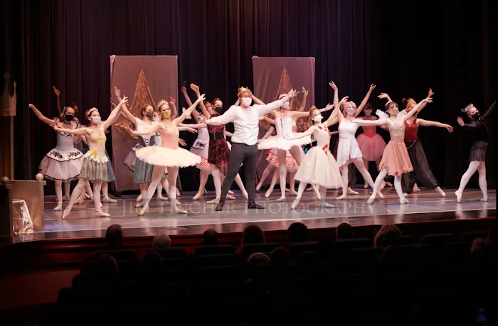 Kentucky Dance Academy Picture 6