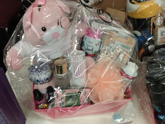 Lily Roze Studio Picture 10