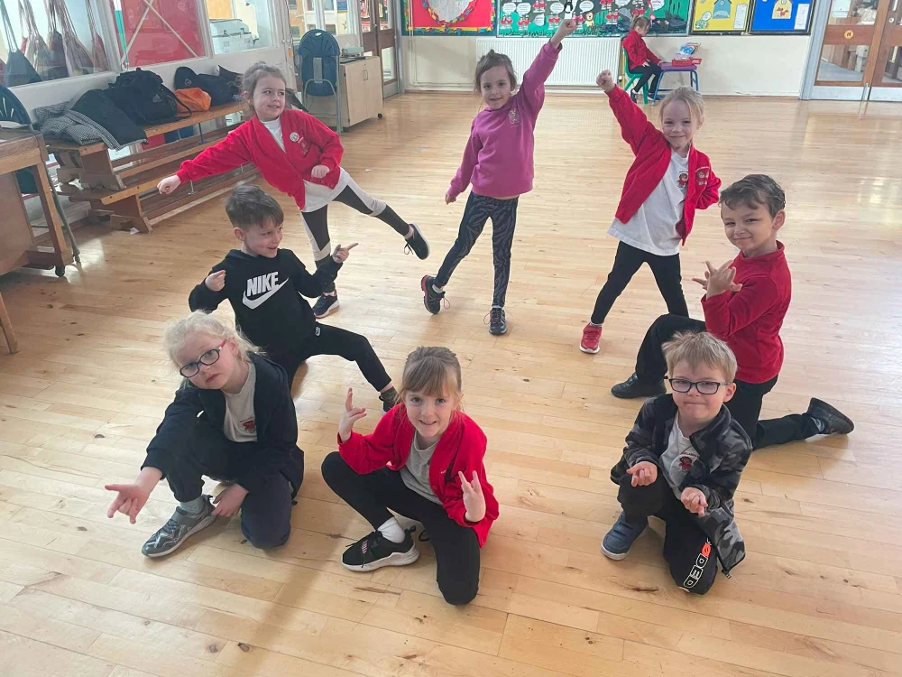 Do Schools Still Have Dances? Exploring Modern Trends and Traditions