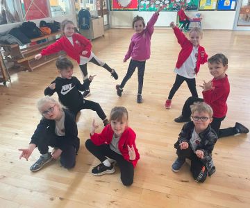 Do Schools Still Have Dances? Exploring Modern Trends and Traditions