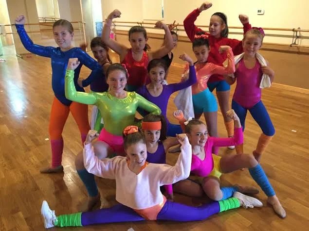 Do 6th Graders Have School Dances? What Students & Parents Should Know