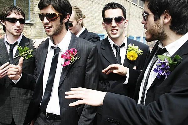 Do Guys Wear Boutonnieres in High School Dances?