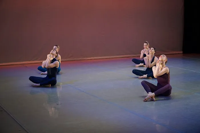 Martha Graham School of Contemporary Dance Picture 6