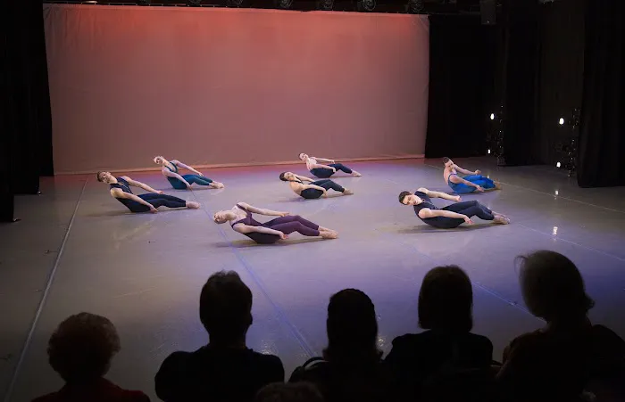 Martha Graham School of Contemporary Dance Picture 2