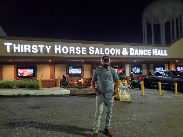 Thirsty Horse Dance Hall & Saloon Picture 2