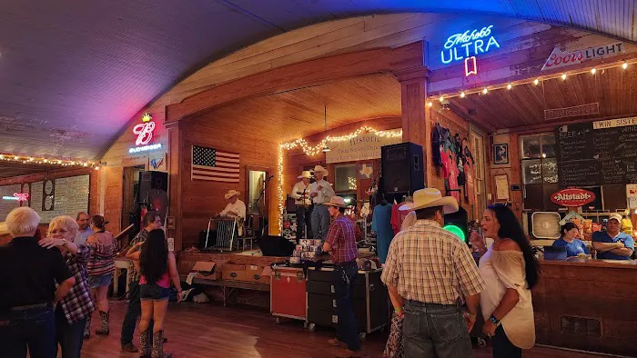Twin Sisters Dance Hall Picture 5
