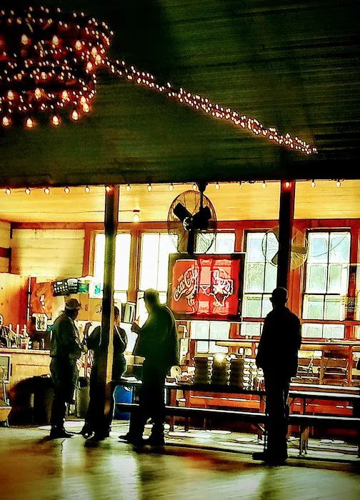 Twin Sisters Dance Hall Picture 8