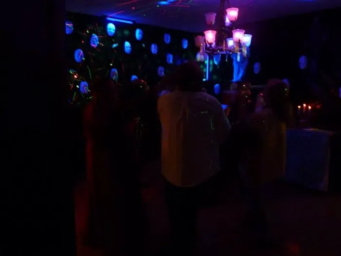 Bradley Manor Picture 3