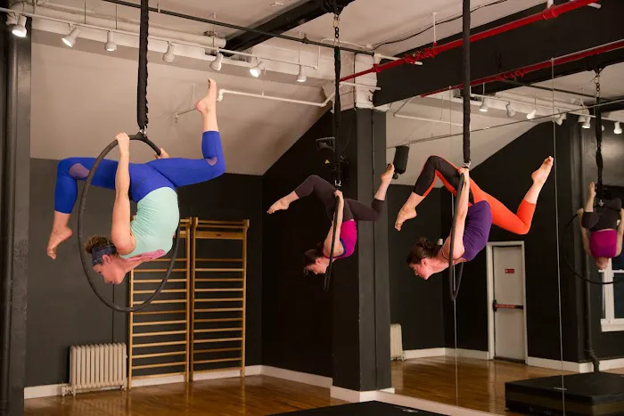 Body & Pole Picture 9