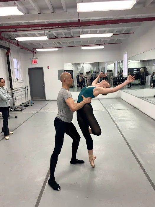 American Liberty Ballet School Picture 1