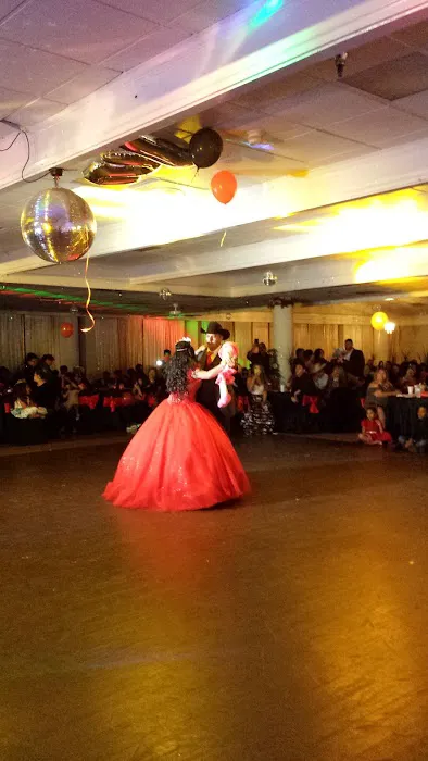 Aztecas Ballroom Picture 3