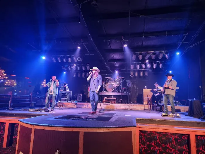 Cowboys Red River | Dancehall & Saloon Picture 1