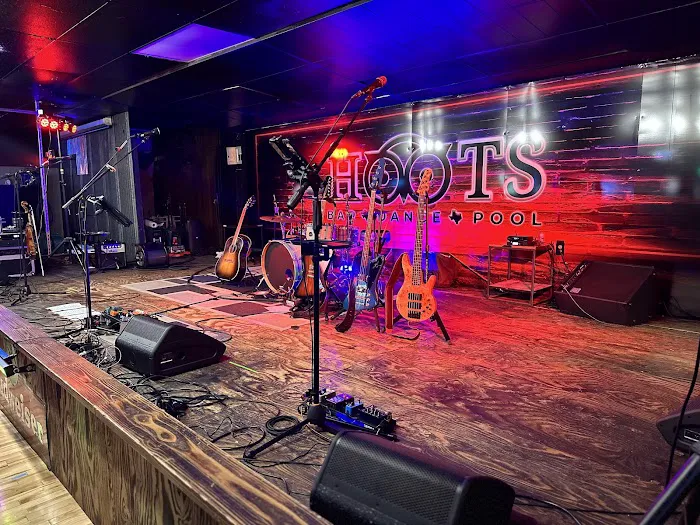 Hoots Hall Picture 8