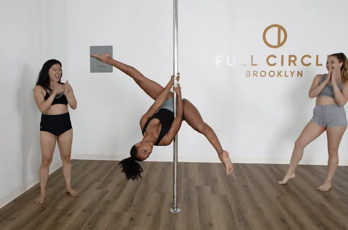 Full Circle Brooklyn Picture 3