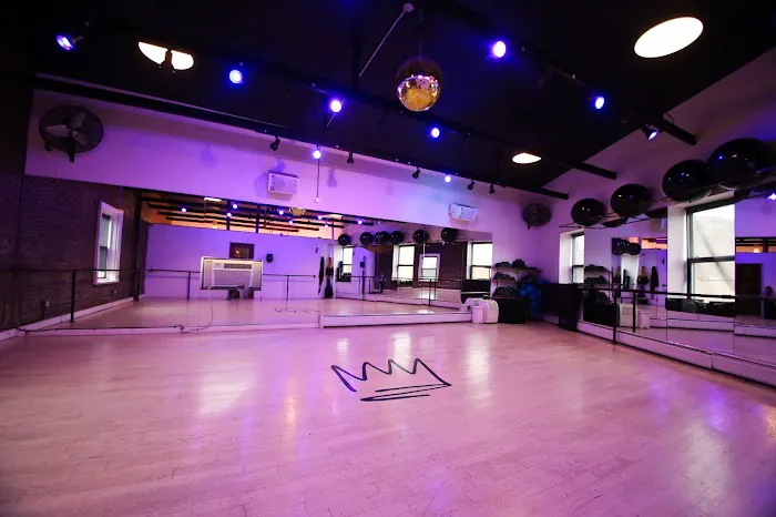 Jane DO - Jersey City Fitness Studio Picture 8