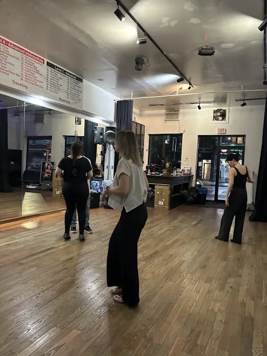 Nieves Latin Dance Studio Picture 3