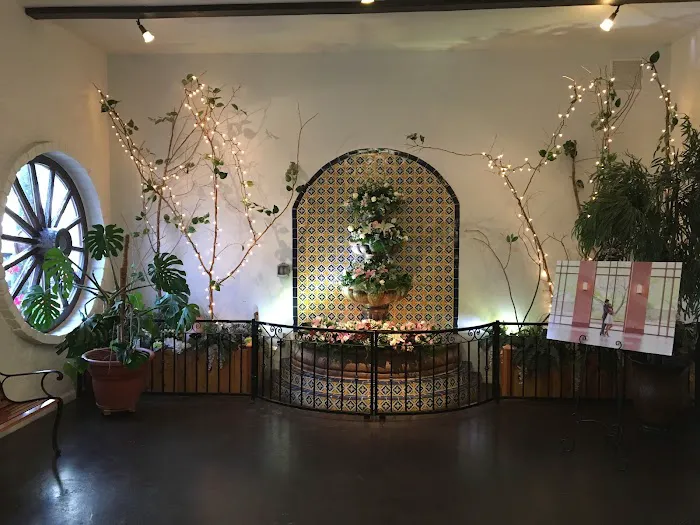 Del Rio Party Hall and Ballroom Picture 9