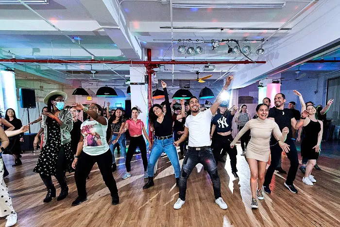 Salsa Sabrosa Picture 7