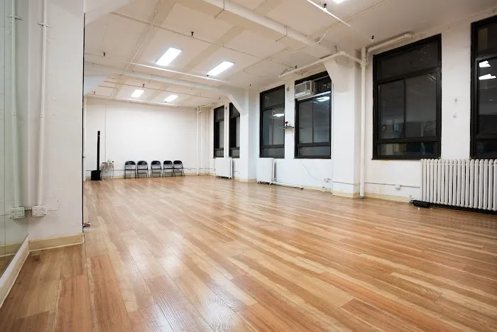 Empire Mambo Dance Studio Picture 2