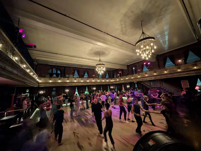 Reverie Ballroom Picture 8
