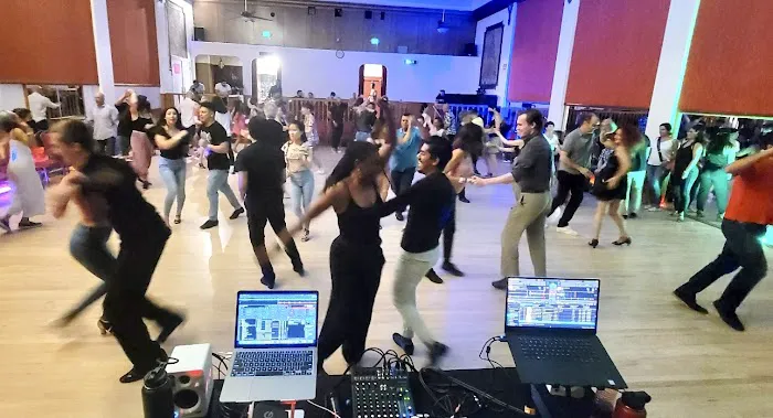 Bliss Salsa Social Picture 6