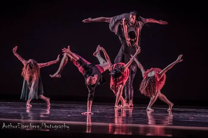 Sol Dance Center Picture 3