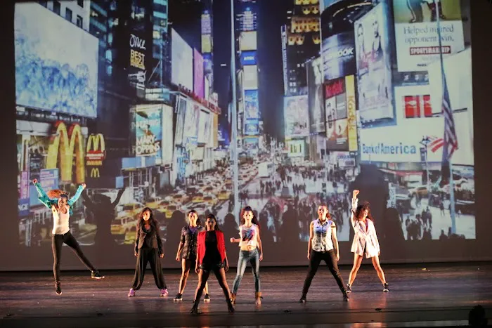Sol Dance Center Picture 9