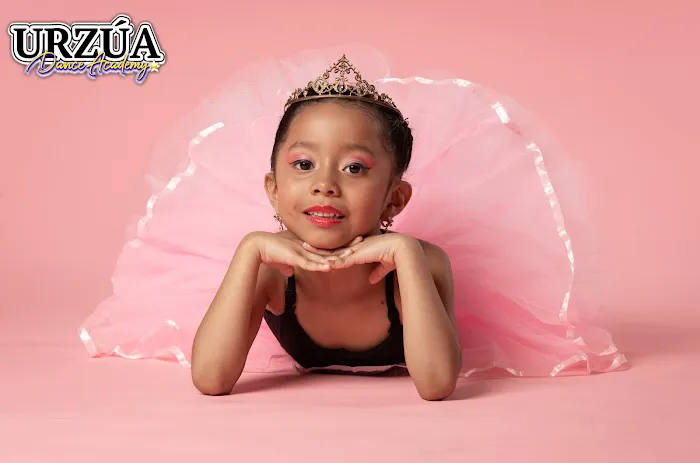 Urzúa Dance Academy Picture 1