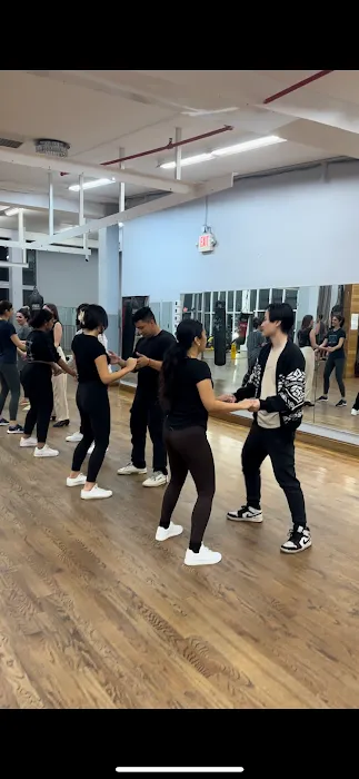 NYC Salsa Dance Picture 3