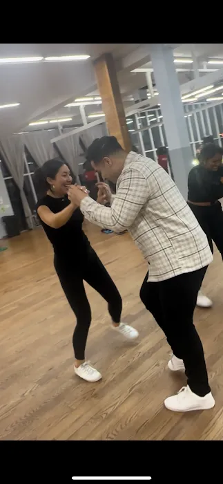 NYC Salsa Dance Picture 6