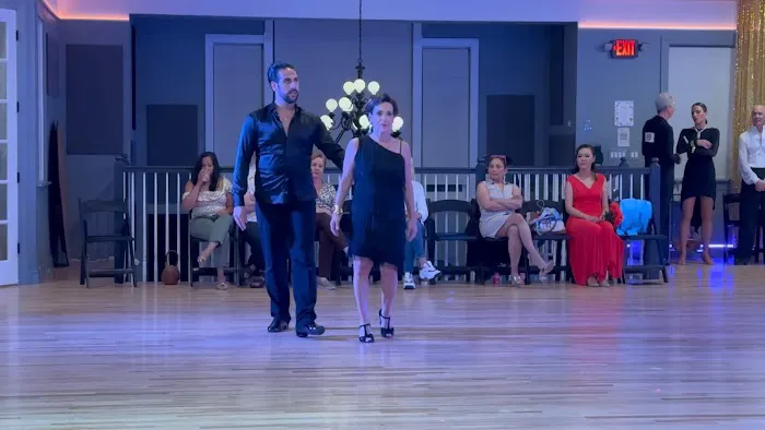 Bottega Bellantuono Ballroom Dance Picture 2