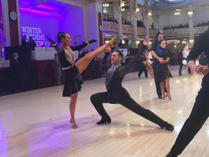 Bottega Bellantuono Ballroom Dance Picture 6