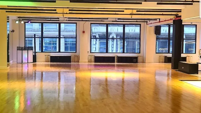 Emmanuel Pierre-Antoine Dance Studio Picture 2