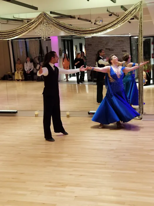 Emmanuel Pierre-Antoine Dance Studio Picture 8