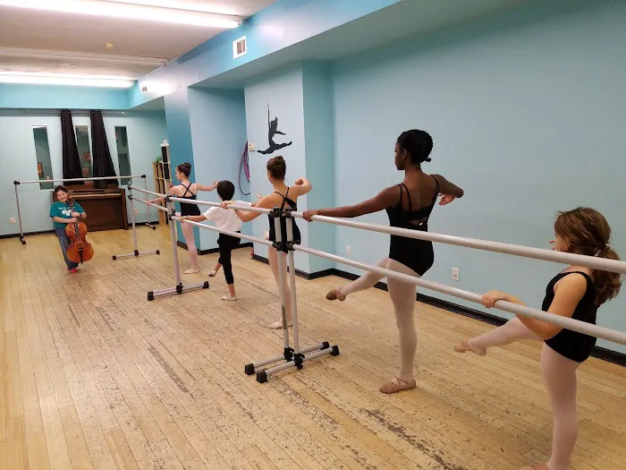 Jeté Dance Center Picture 2