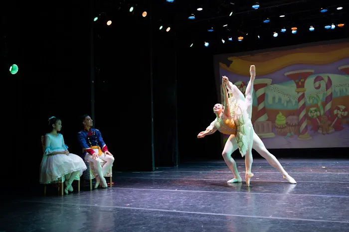 Queens School of Ballet Picture 2