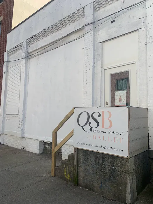 Queens School of Ballet Picture 6